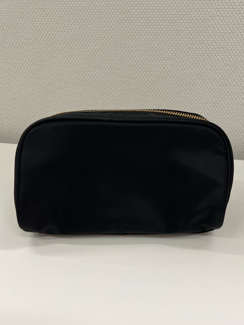 Marc Jacobs Cosmetic Pouch 👝 - Picture 4 of 12